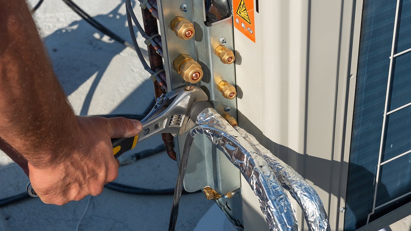 instalacja klimatyzacji typu split