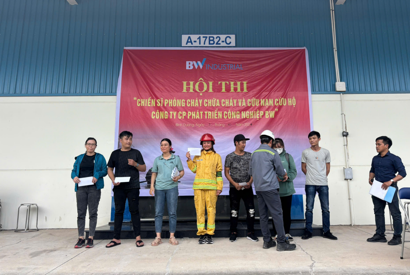 Rawlplug Vietnam i szkolenia przeciwpożarowe